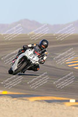 media/Oct-07-2023-CVMA (Sat) [[f84d08e330]]/Race 13 500 Supersport-350 Supersport/